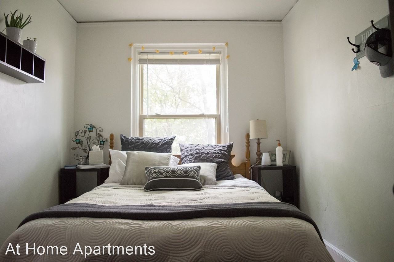 Historic Grand Apartments - Photo 2 of 8