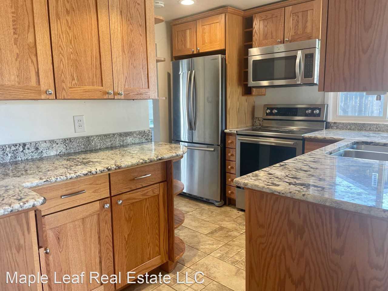 11434 Marine View Dr Sw - Photo 3 of 21