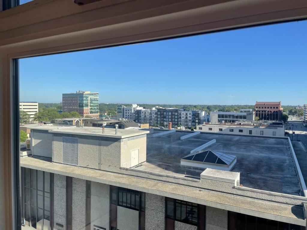 127 North Greene Street - Photo 5 of 10