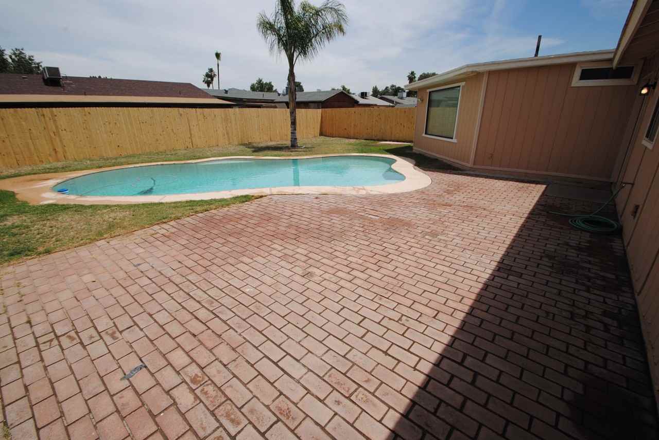 7202 W Hollyhock St - Photo 2 of 15