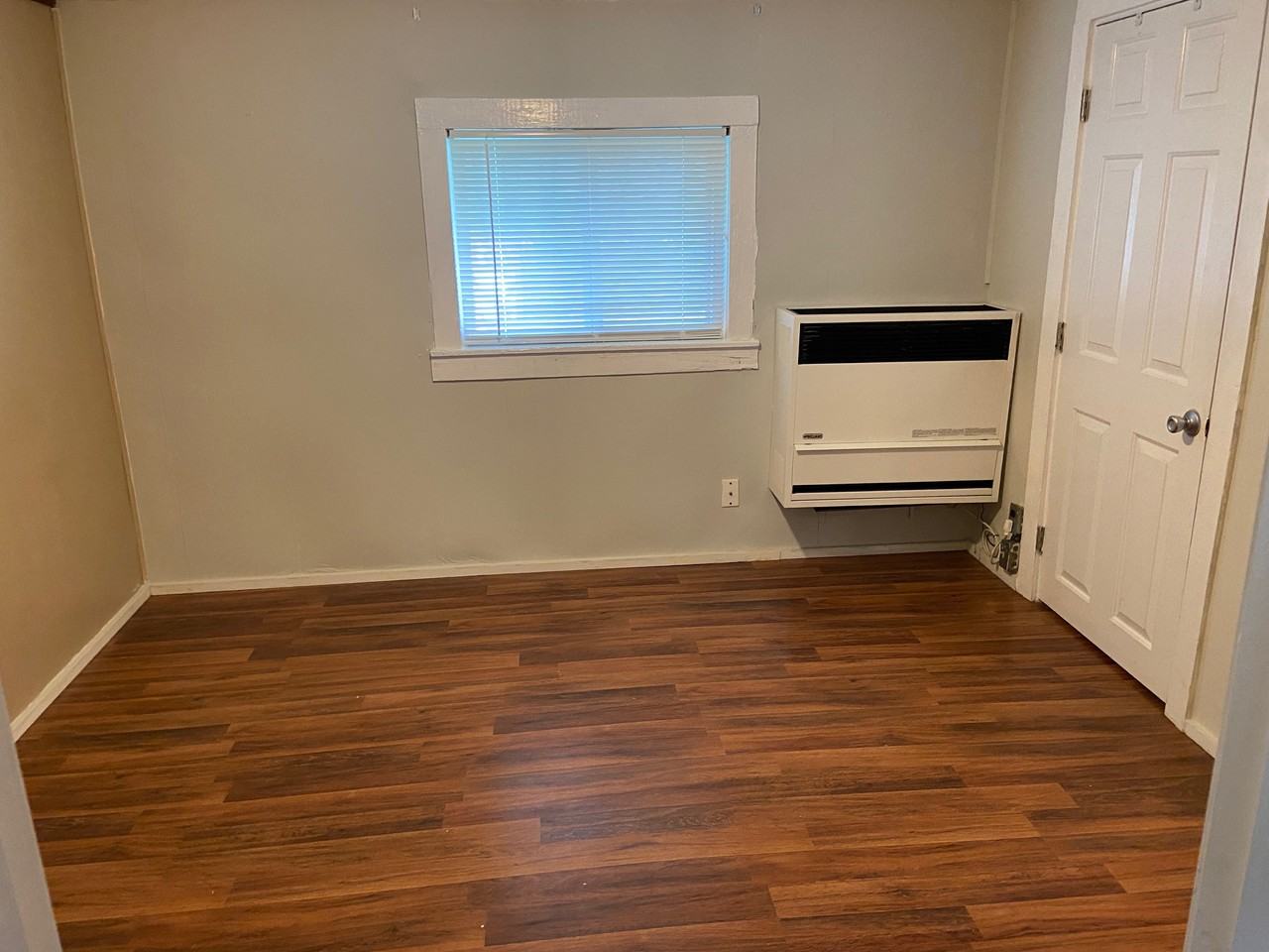 507 N 6th Ave - Photo 3 of 6