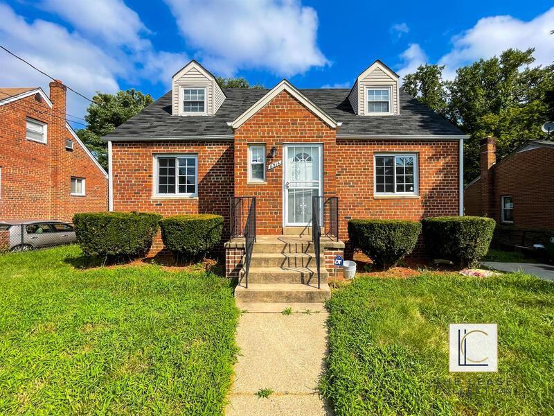 6514 Adak St - Photo 2 of 21