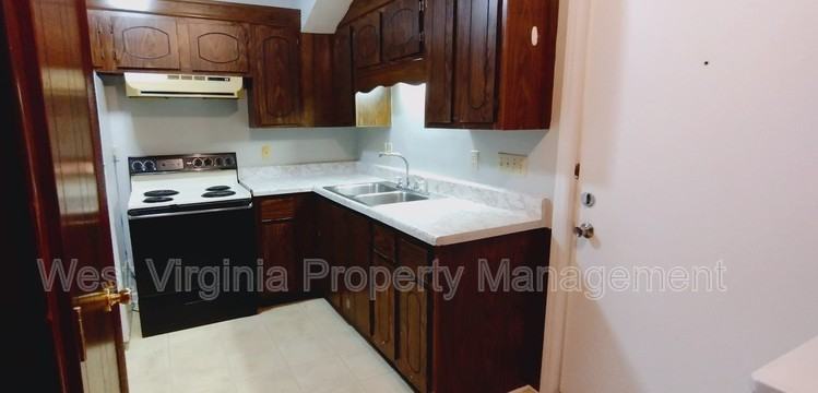 184 Wyndale Dr #22 - Photo 3 of 9