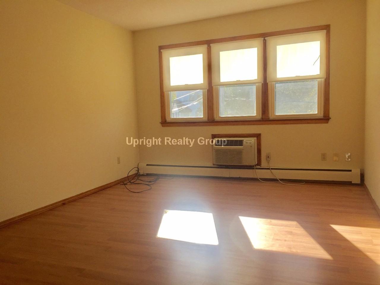 Beacon St #1 - Photo 4 of 19