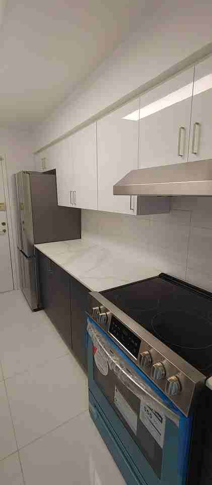 6800 Ch De La Côte-Saint-Luc - Photo 2 of 50