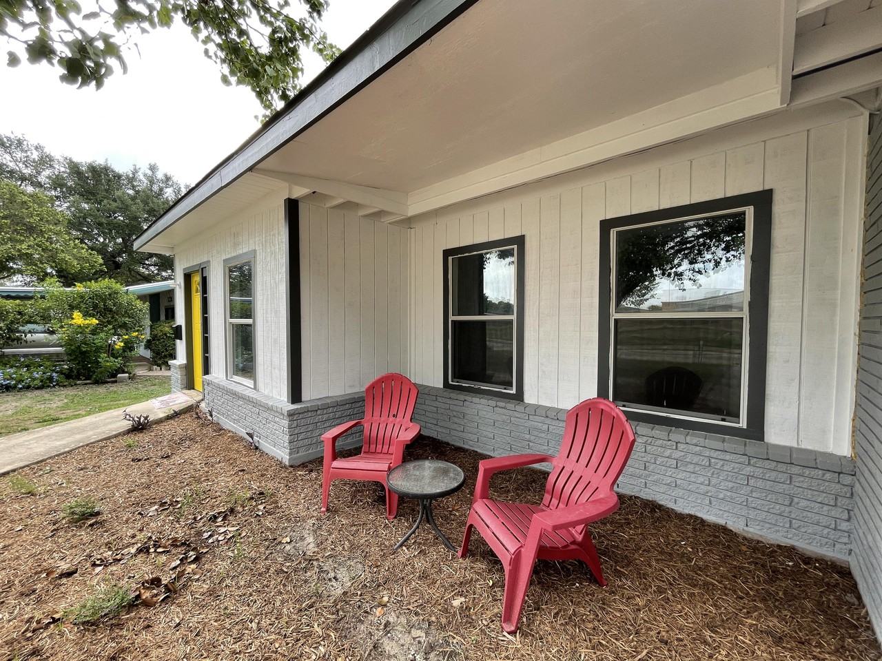 258 Cresham Dr #1 - Photo 4 of 50