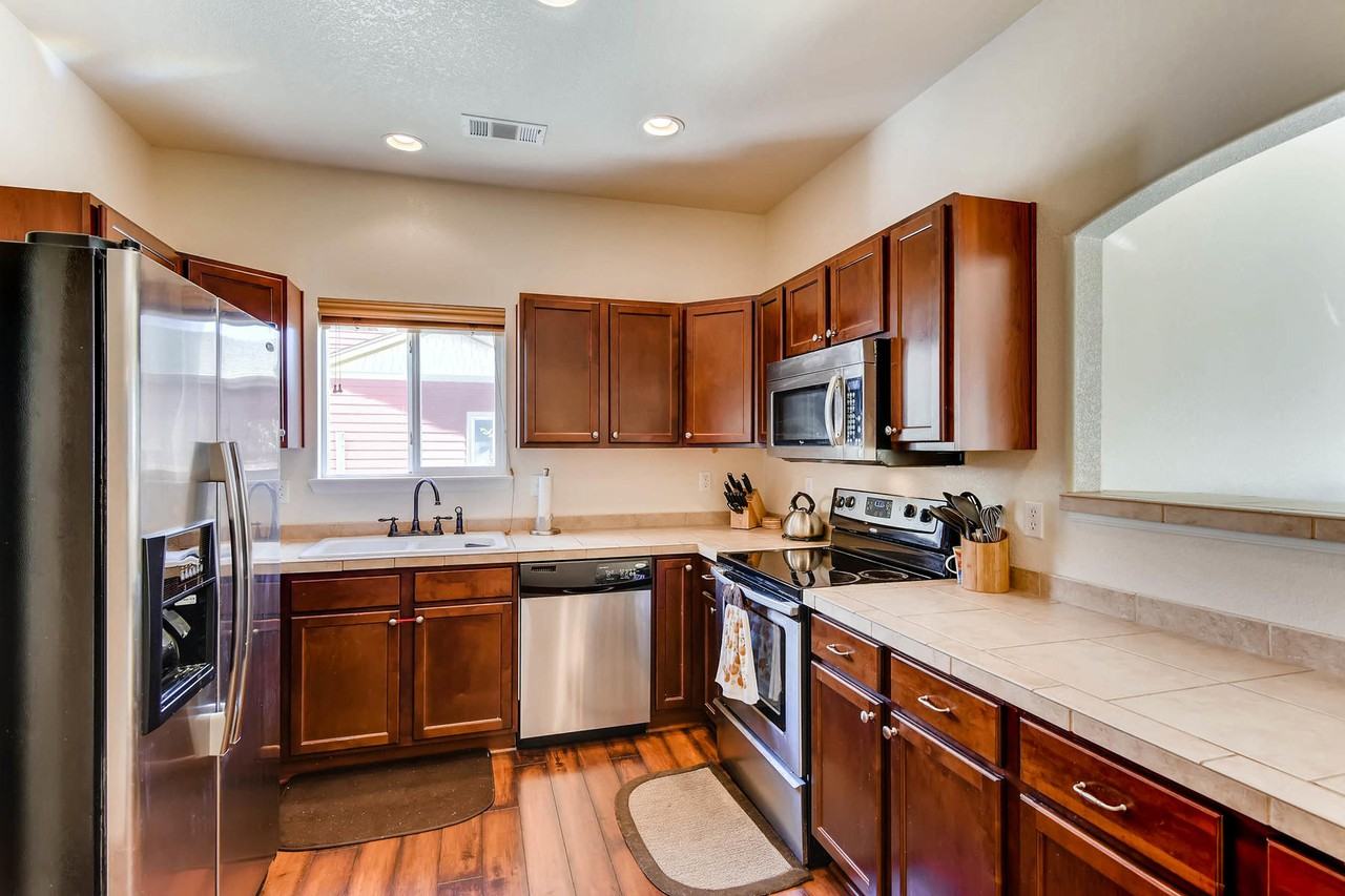 1819 Aspen Meadows Cir #1819 - Photo 2 of 24