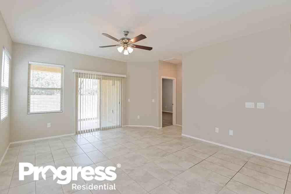 549 N Pecan Sweeper Ln - Photo 3 of 21