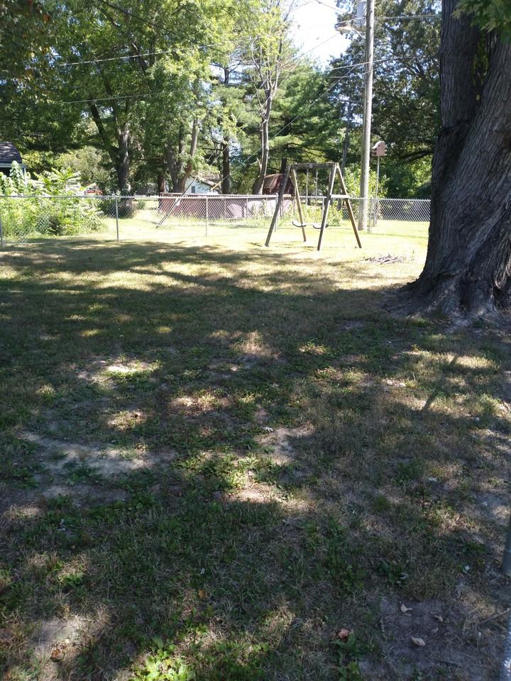 216 S Pecan St #1 - Photo 2 of 16