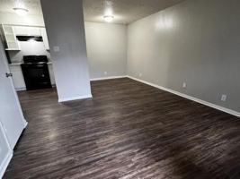 featured image of 4330 N Grandview Ave