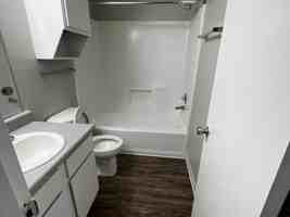 featured image of 4330 N Grandview Ave