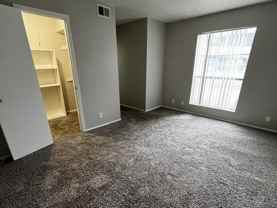 4330 N Grandview Ave - Photo 1 of 1