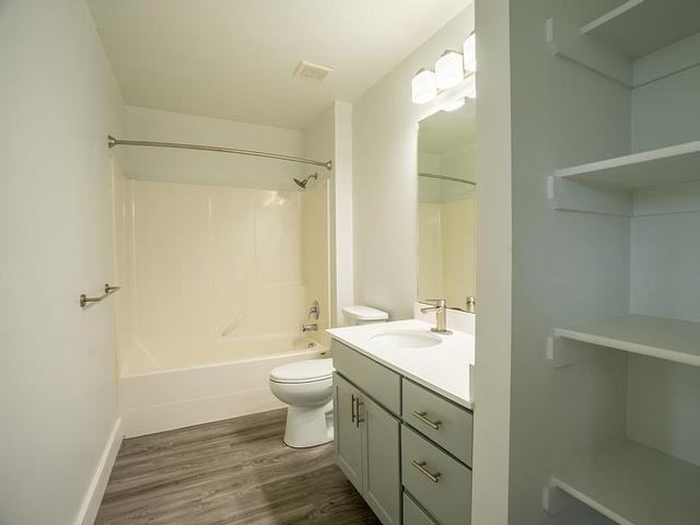 1150 W 825 N - Photo 7 of 16