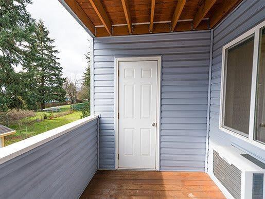 12330 Se Bush St - Photo 5 of 11