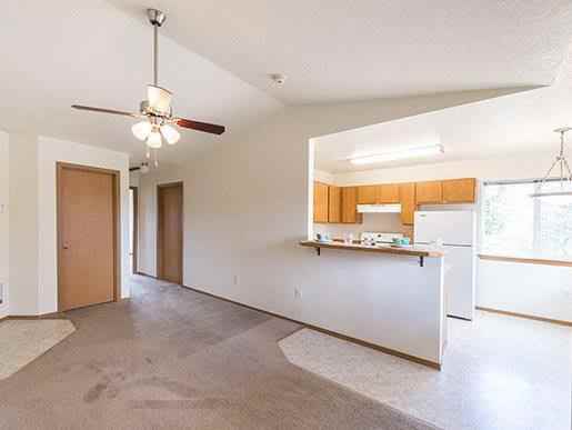 12330 Se Bush St - Photo 6 of 11