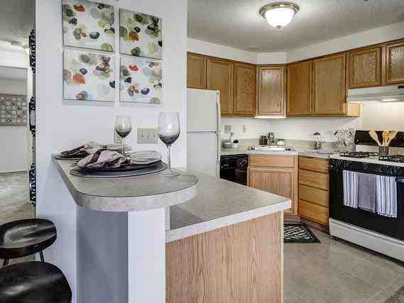 902 Ashmore Trace 902 Wallington Circle - Photo 2 of 18