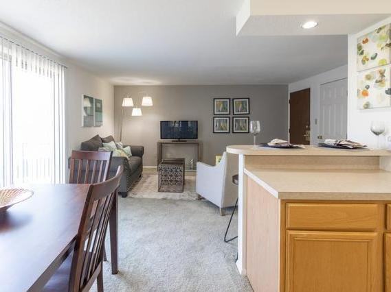 902 Ashmore Trace 902 Wallington Circle - Photo 3 of 18