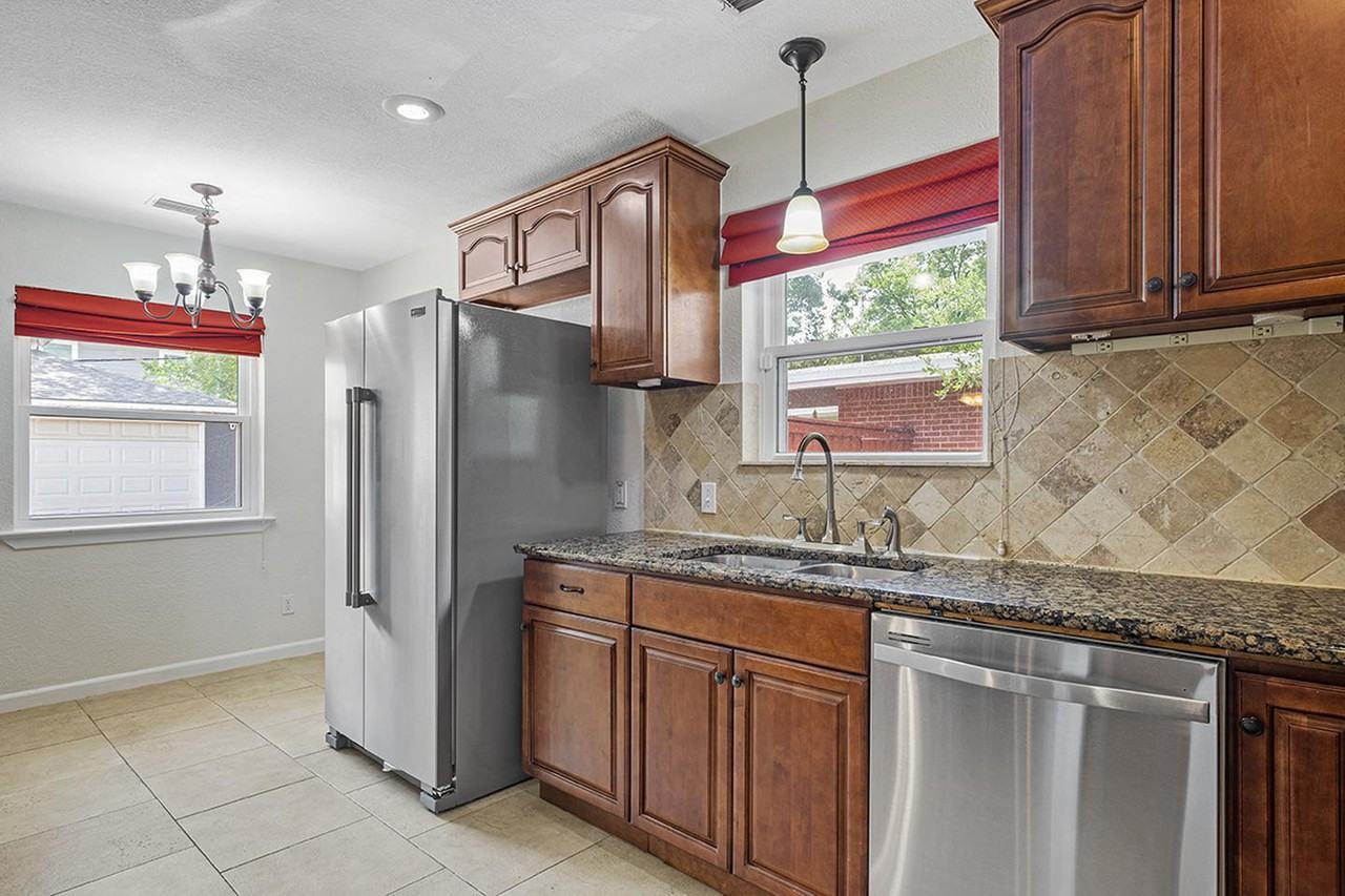 6802 Blessing Dr - Photo 6 of 22