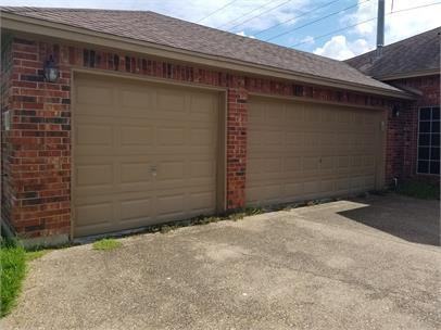 6834 Boardwalk Ave - Photo 3 of 10