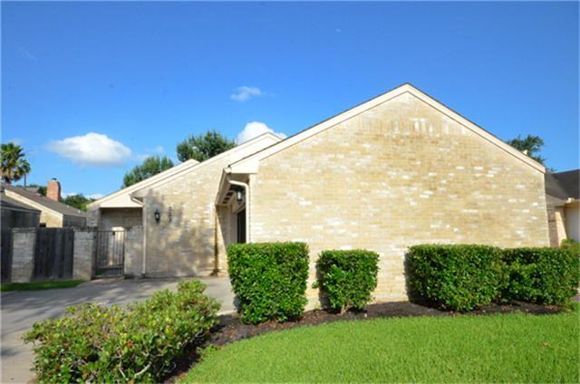 223 Brocket Pl - Photo 2 of 14