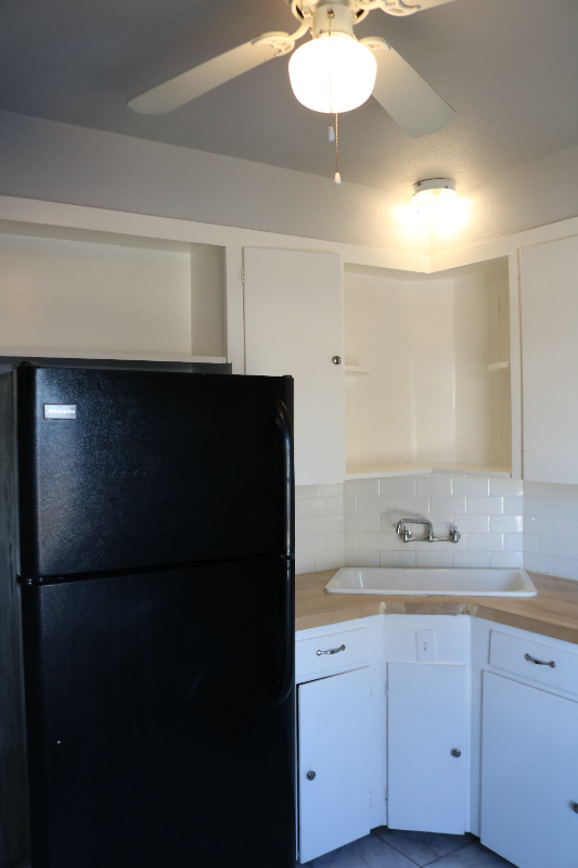 250 Senisa Dr #1 - Photo 4 of 20