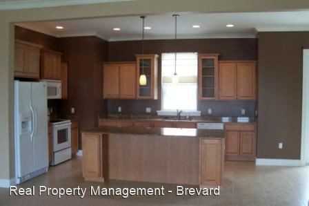 860 860 #2 - Photo 3 of 12