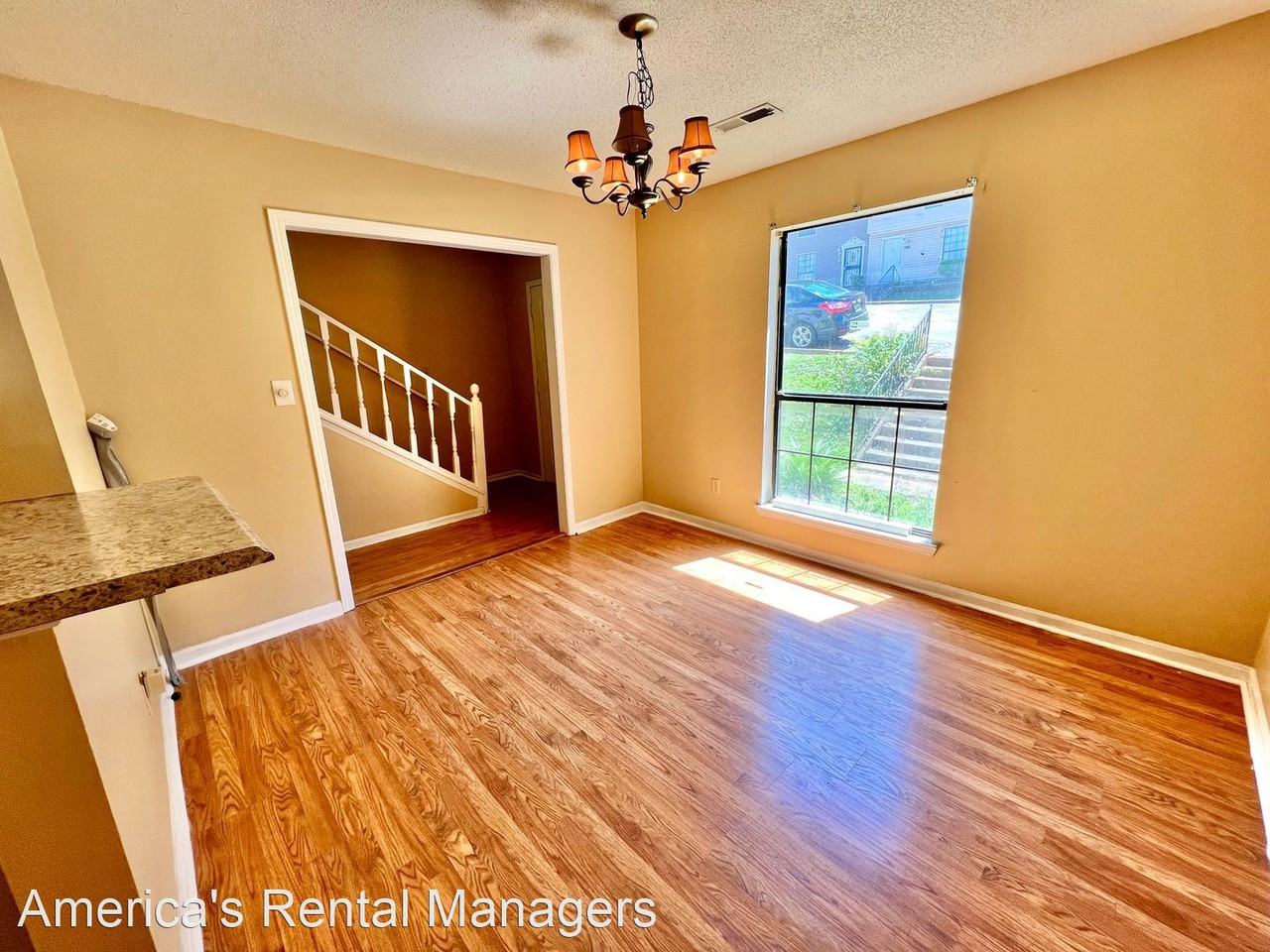 6329 Crest Green Rd - Photo 3 of 17