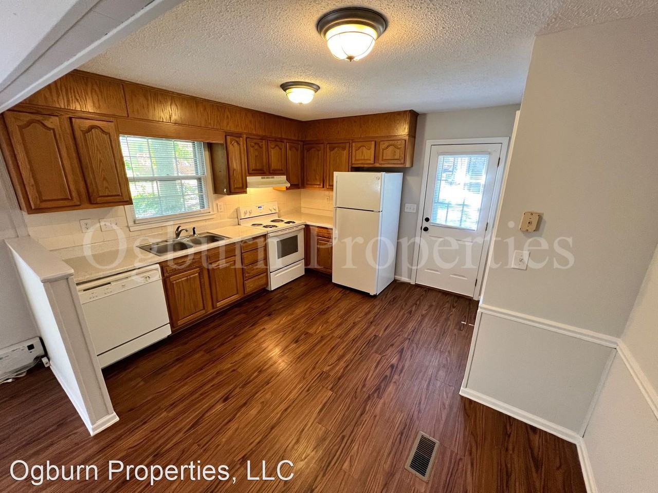 104 Shenandoah Dr - Photo 3 of 12