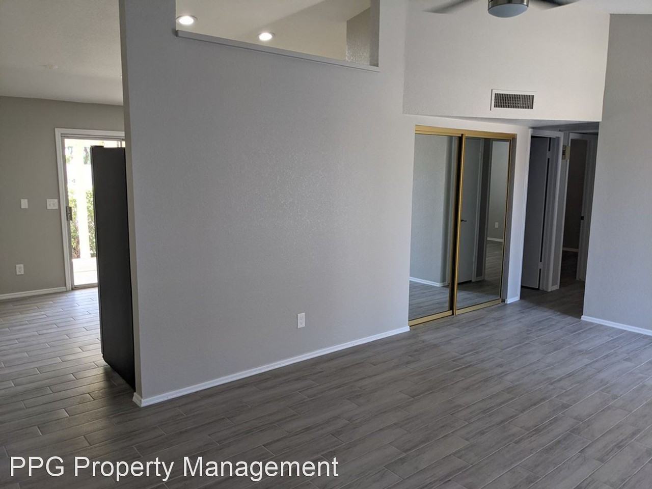 7231 W Sierra St - Photo 2 of 15