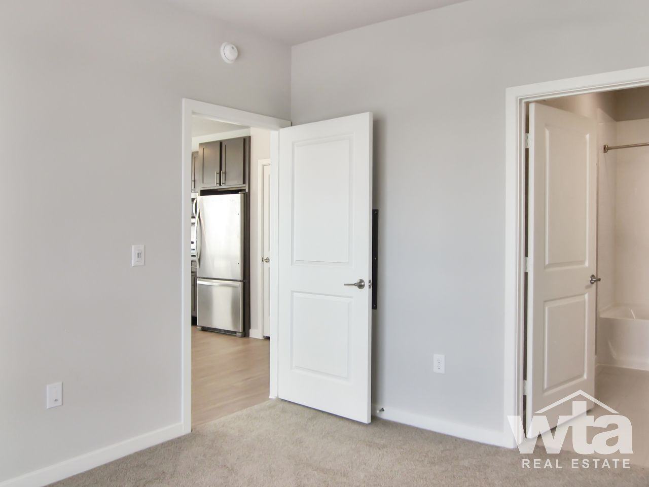 7400 N LAMAR BLVD - Photo 2 of 30