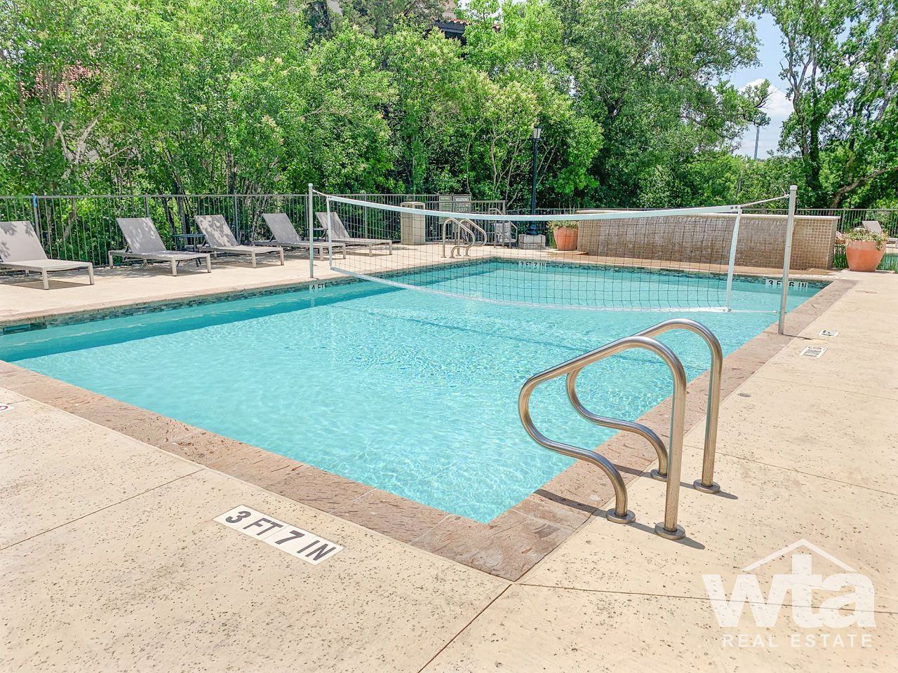 12101 N LAMAR BLVD - Photo 3 of 21