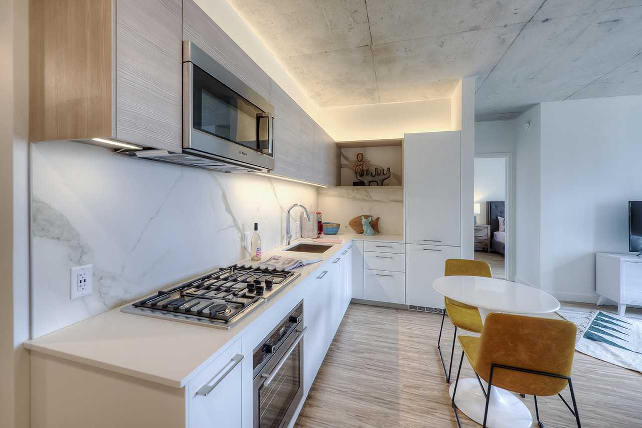 165 N Desplaines St #1-1 - Photo 2 of 28