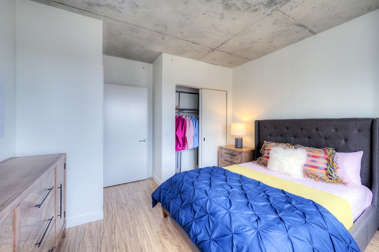 165 N Desplaines St #1-1 - Photo 6 of 28