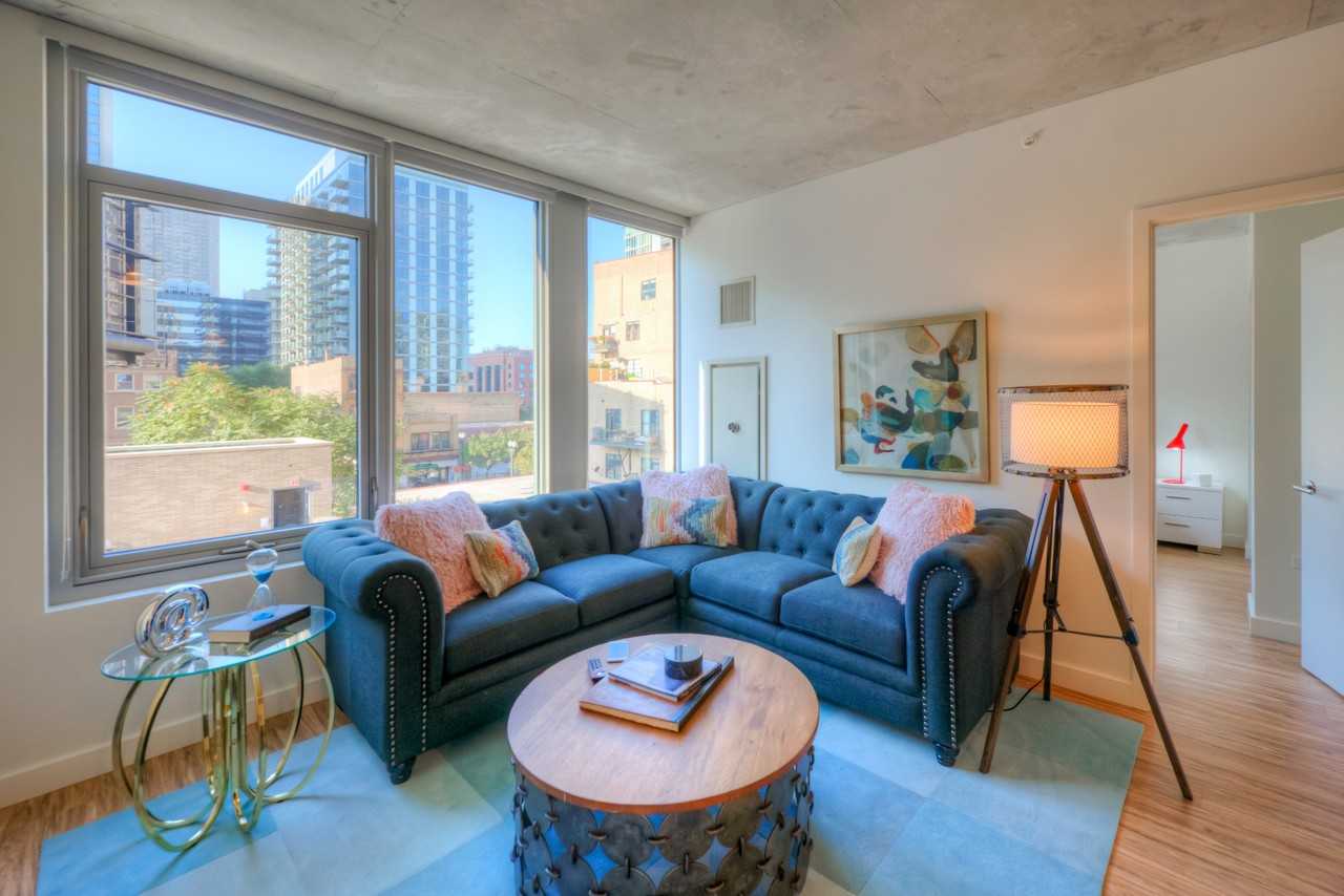 165 N Desplaines St #1-1DEN - Photo 7 of 28