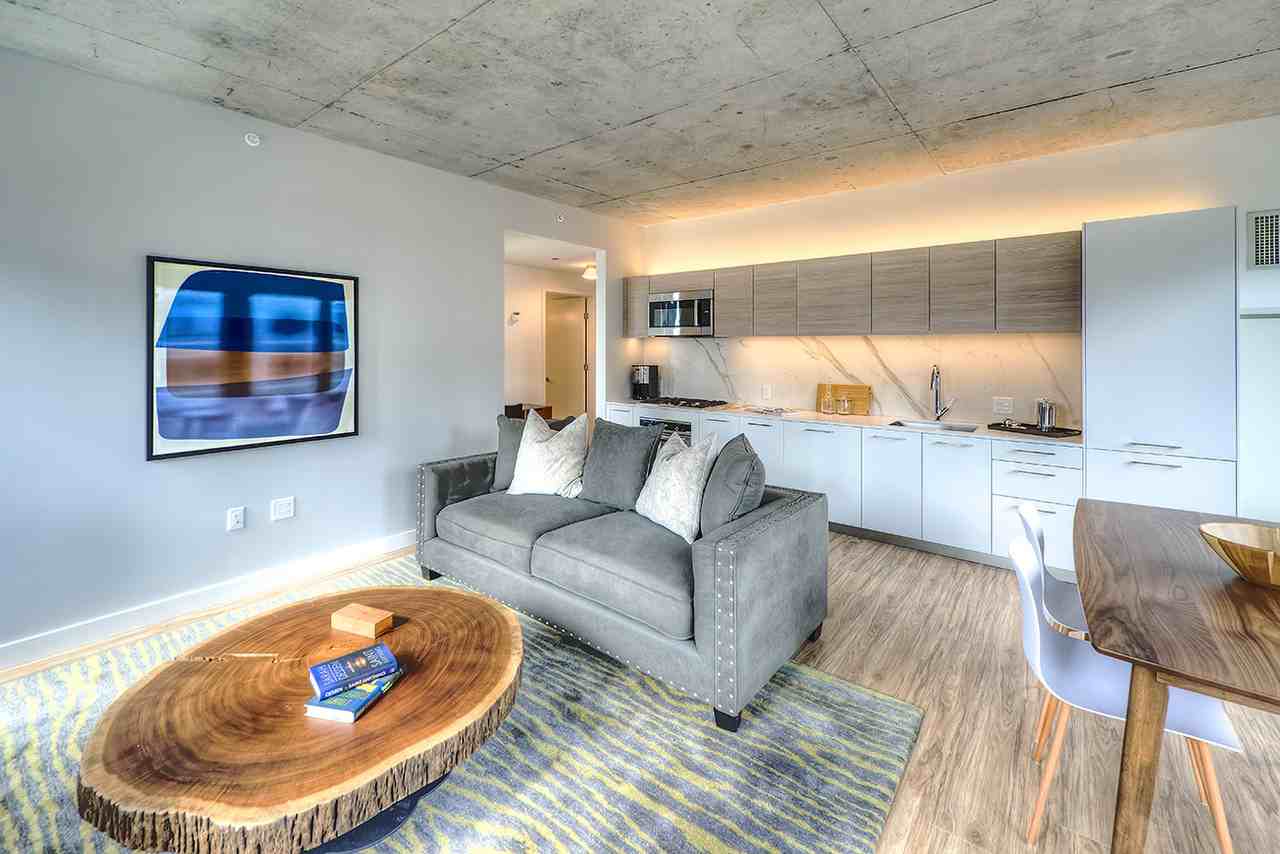 165 N Desplaines St #2-2 - Photo 2 of 29