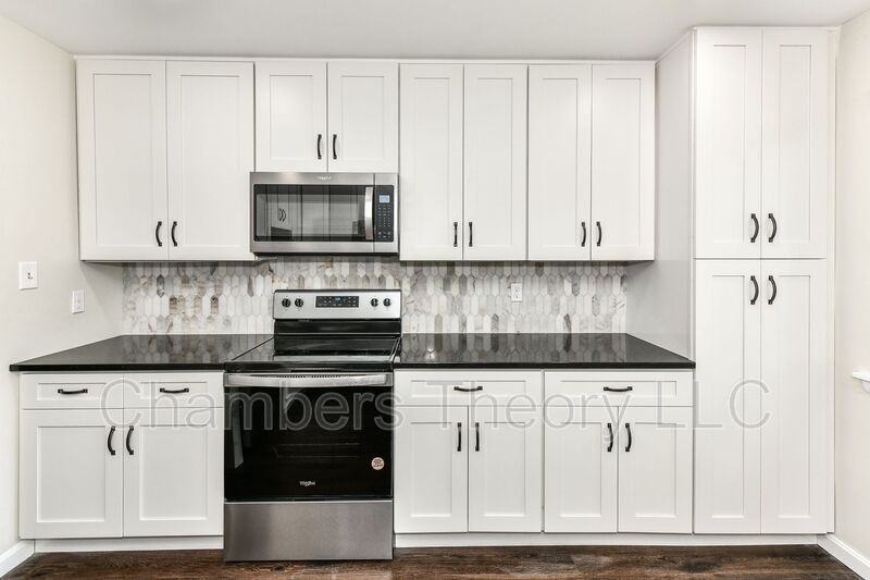 1179 Dublin Pl - Photo 3 of 27
