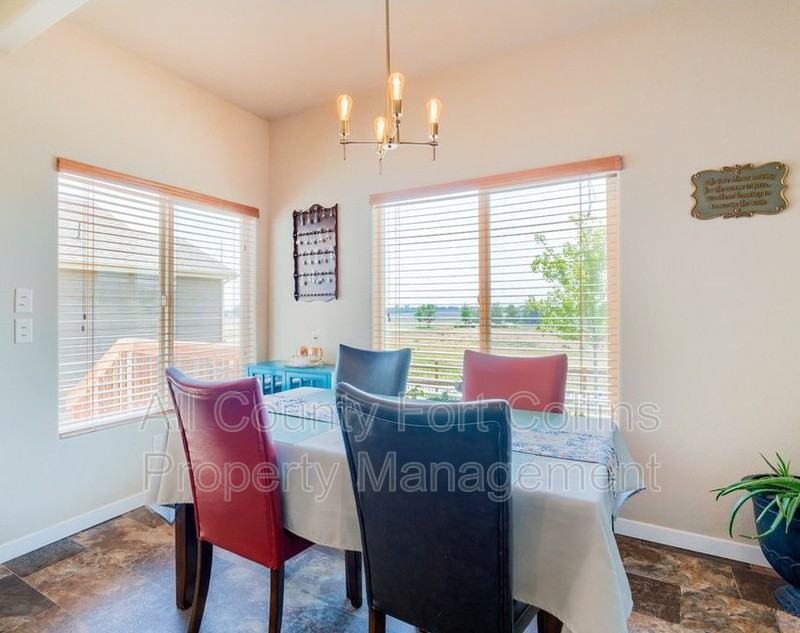 3118 Benfold St - Photo 7 of 19