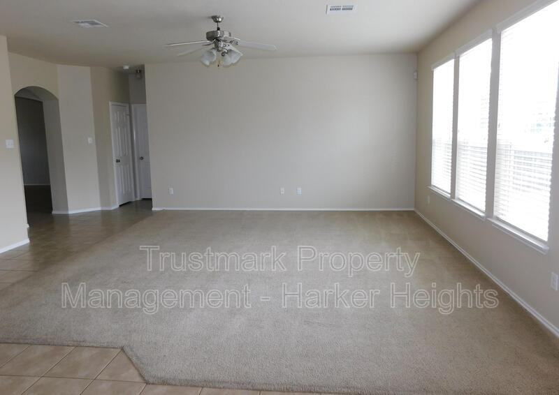 6202 Suellen Ln - Photo 4 of 19