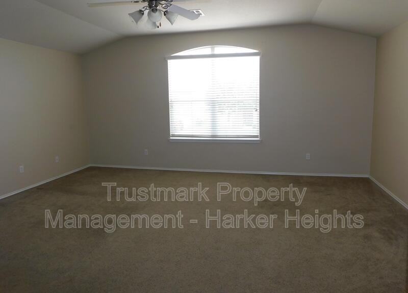 6202 Suellen Ln - Photo 7 of 19