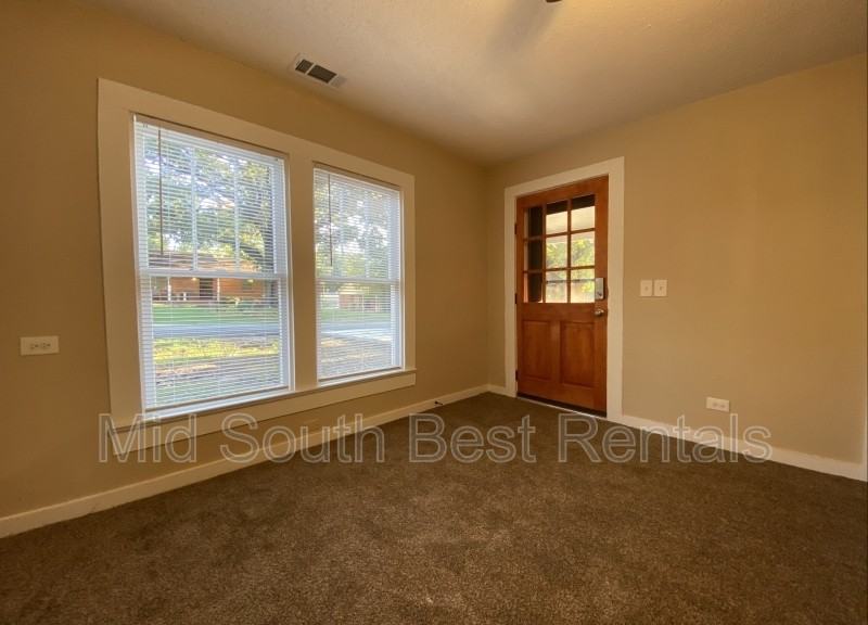 5009 W 55th St - Photo 2 of 8