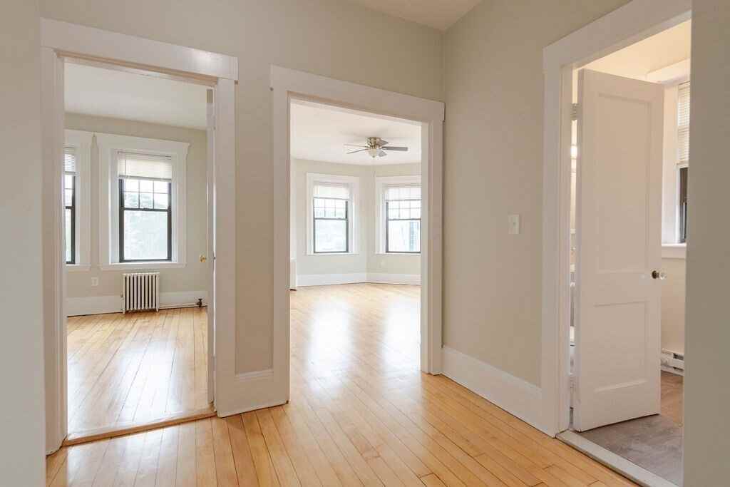 1161 Commonwealth Ave #3 - Photo 6 of 12