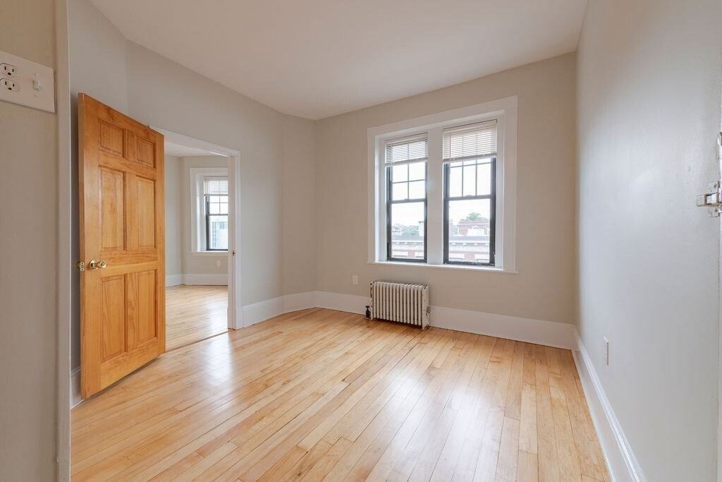 1161 Commonwealth Ave #3 - Photo 7 of 12