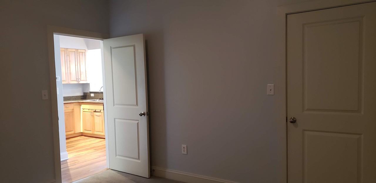 1333 West Broad Street #510 - Photo 7 of 16