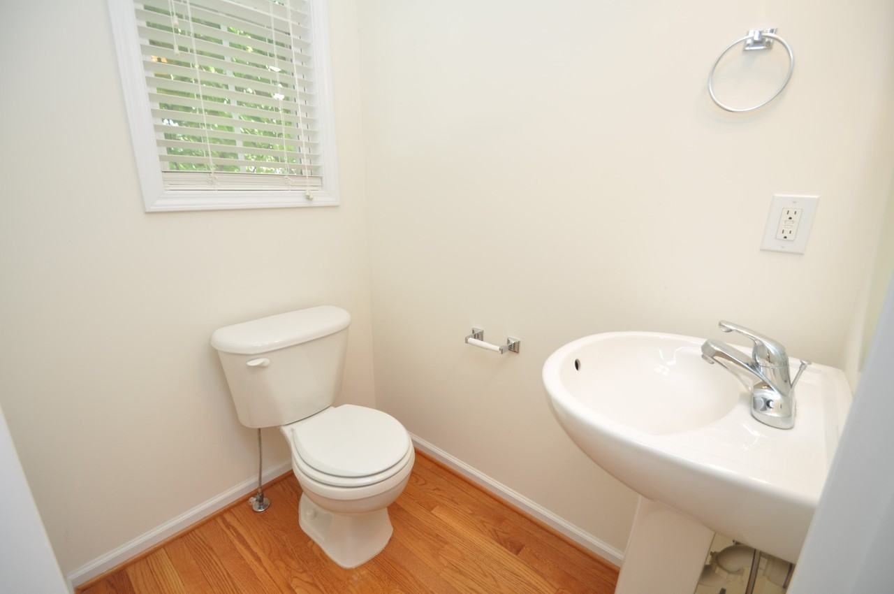 416 Oak Pine Dr - Photo 7 of 42