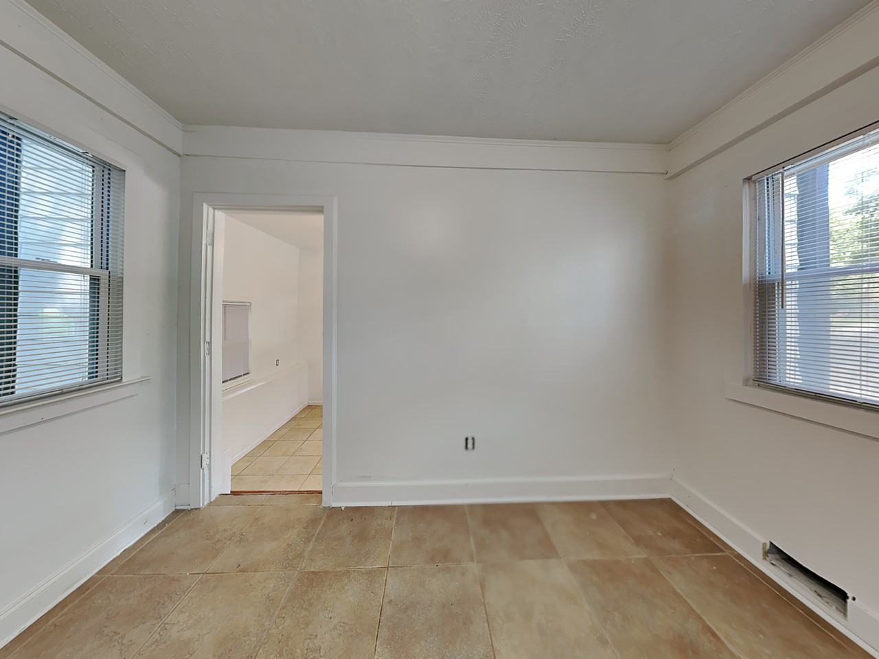 542 S Evelyn Pl Nw - Photo 5 of 16