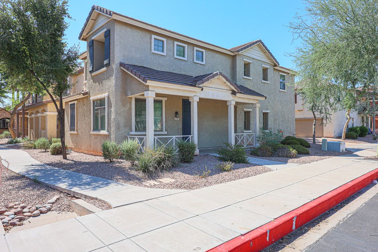 591 S Buena Vista Ct - Photo 2 of 40