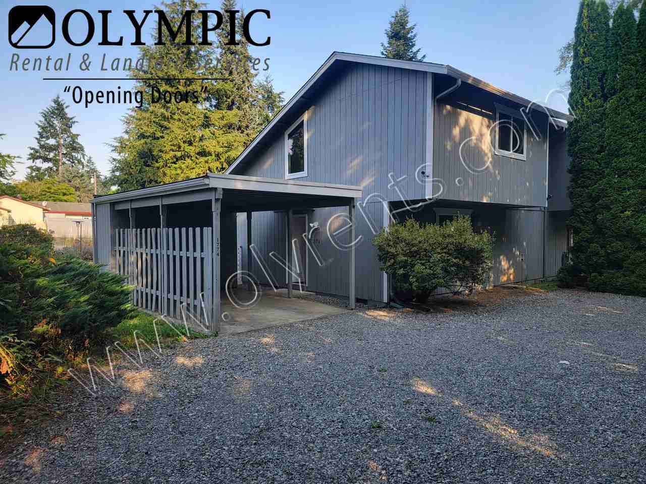 1774-1776 Pine Ave NE - Photo 2 of 19