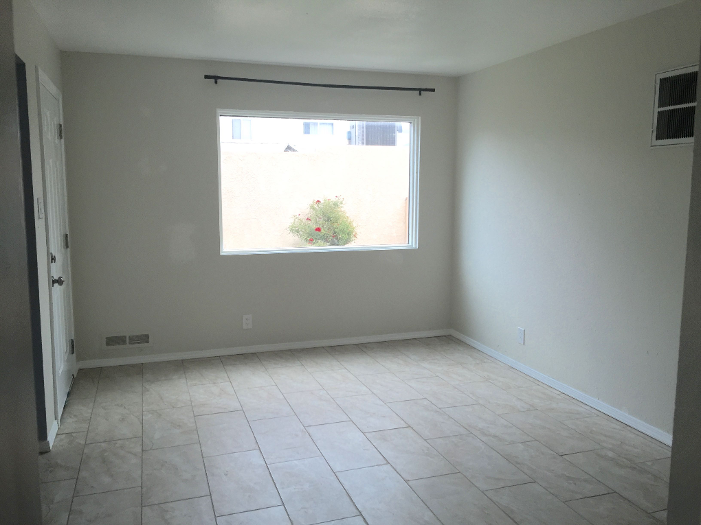 2115 Gold Ave SE - Photo 3 of 8