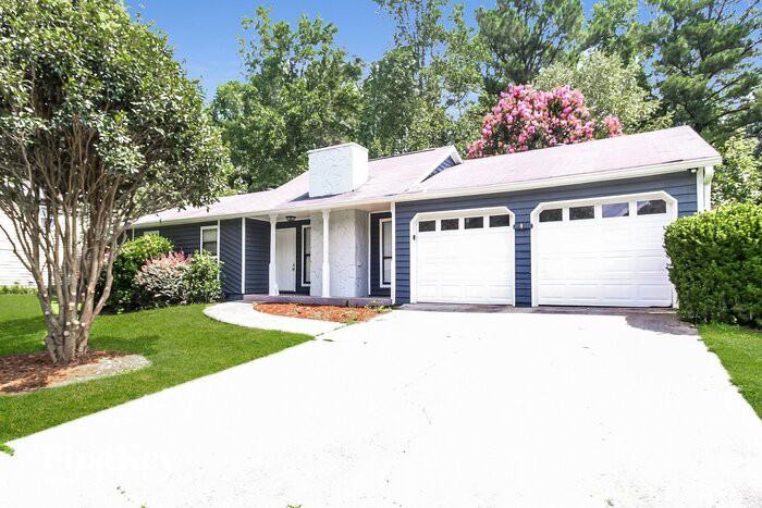 3628 Waverly Oaks Way - Photo 2 of 15