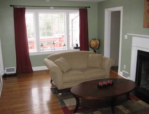 455 University Ave - Photo 3 of 9